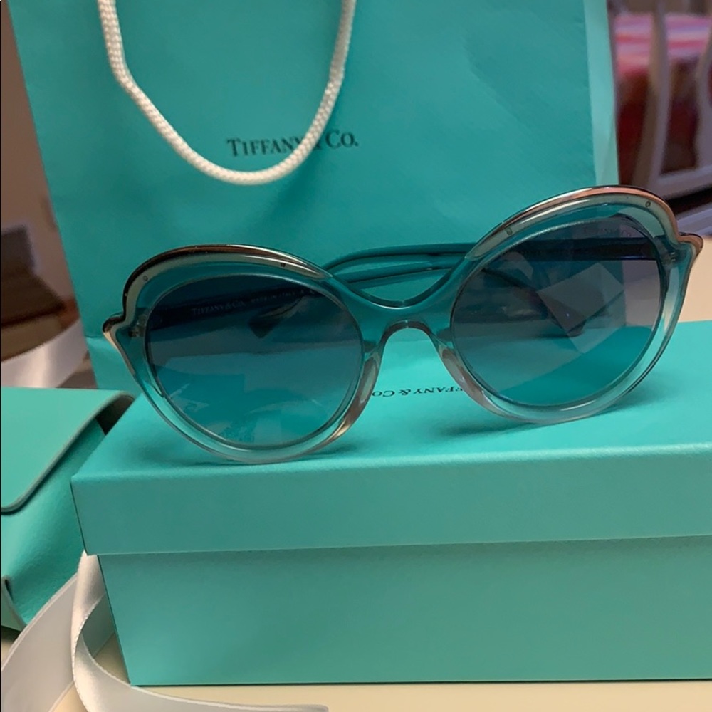 Tiffany &Co. sunglasses - Picture 1 of 7